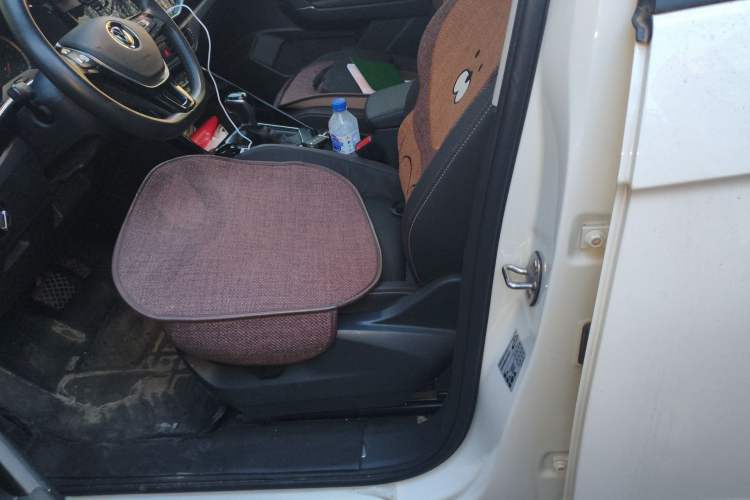 Used Volkswagen Tayron 2022 280TSI Two-Wheel Drive Luxury Smart Connectivity Version
