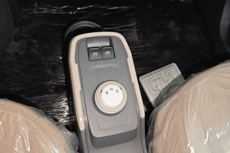 Used Chery QQ Ice Cream 2025 205km Qi Energy Version Gear Lever