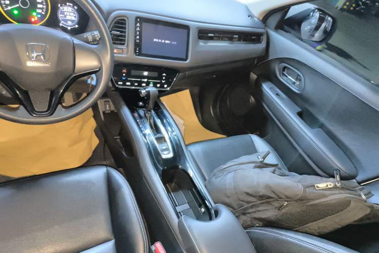 Used Honda Vezel 2019 220 TURBO CVT Elite Version China V Emission Standard
