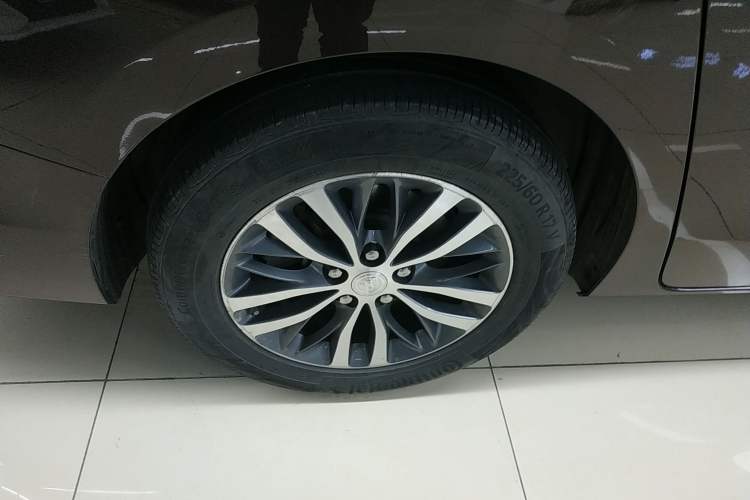 Used Buick GL8 2021 ES Land Cruiser 653T Luxury Edition
