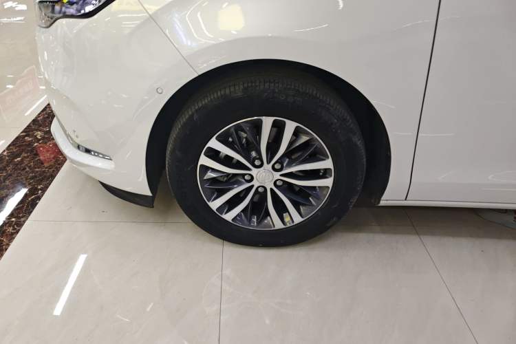 Used Buick GL8 2022 ES Landtrek 653T Luxury Edition
