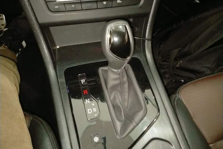 Used Dongfeng Fengon S560 2021 2.0L CVT Elite Version
