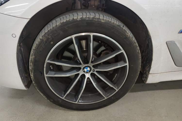 Used BMW 5 Series 2022 Second Facelift 525Li M Sport Package