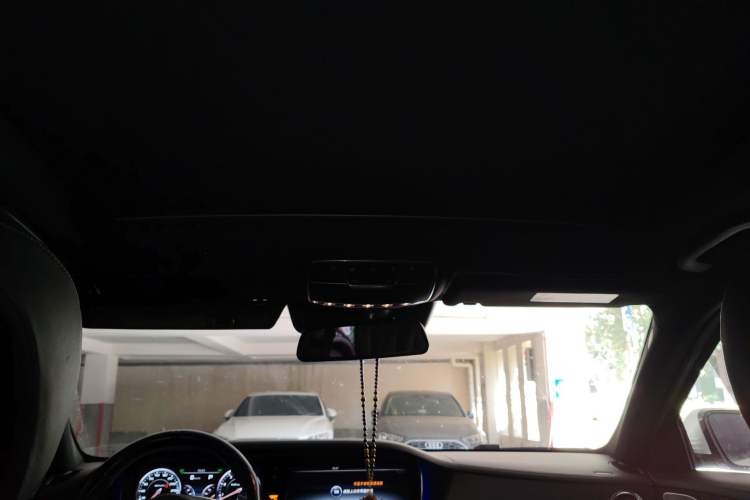 Used Mercedes-Benz S-Class AMG 2016 AMG S 63 L 4MATIC Headliner