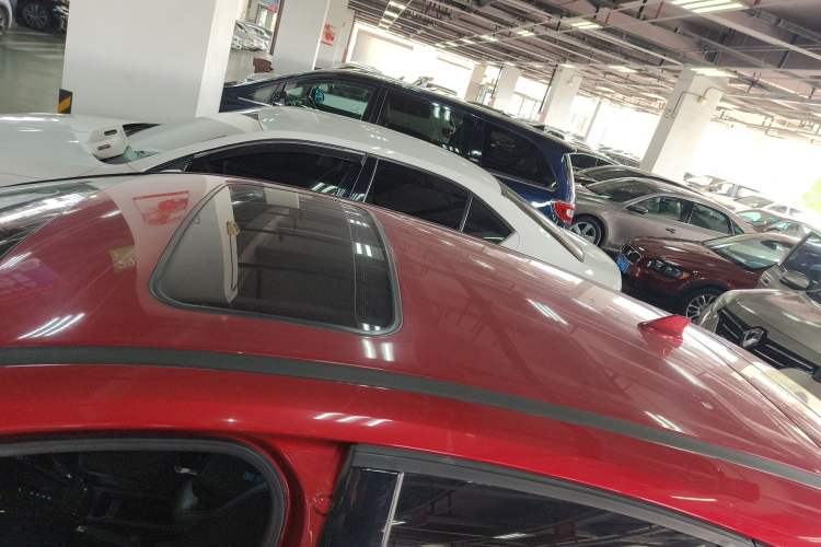 Used Ford Focus 2018 Hatchback Classic 1.6L Automatic Trendy SmartDrive Edition
