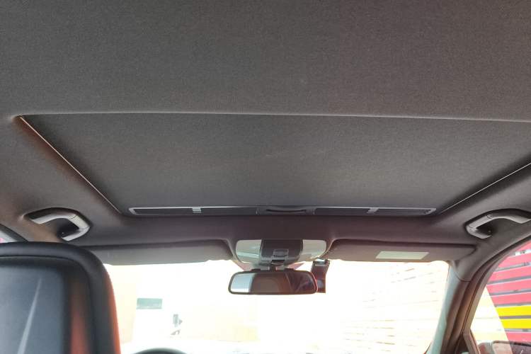 Used Mercedes-Benz C-Class AMG 2010 AMG C 63 Sport Enhancement Edition Headliner