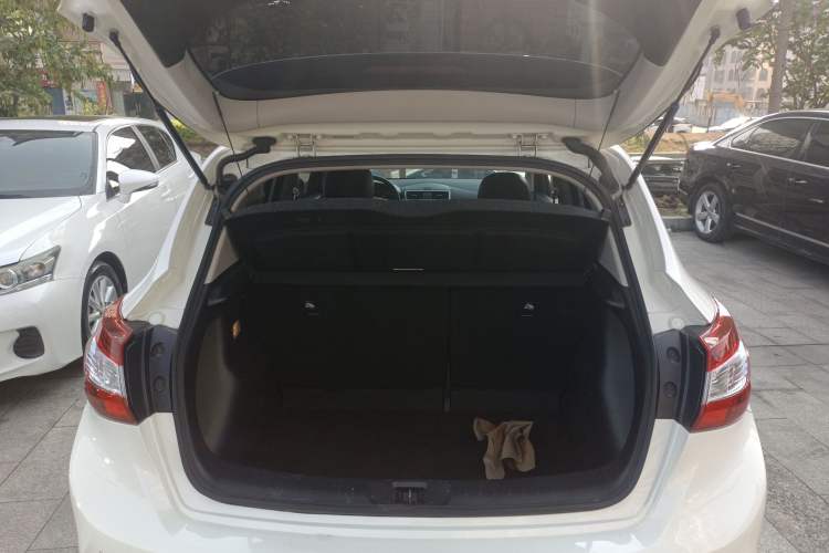 Used Nissan Tiida 2021 1.6L CVT Smart Drive Edition