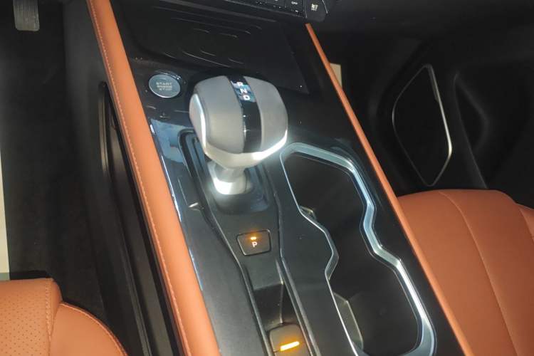 Used Changan CS75 2026 Model PRO 1.5T DCT Prestige 7-Seater
