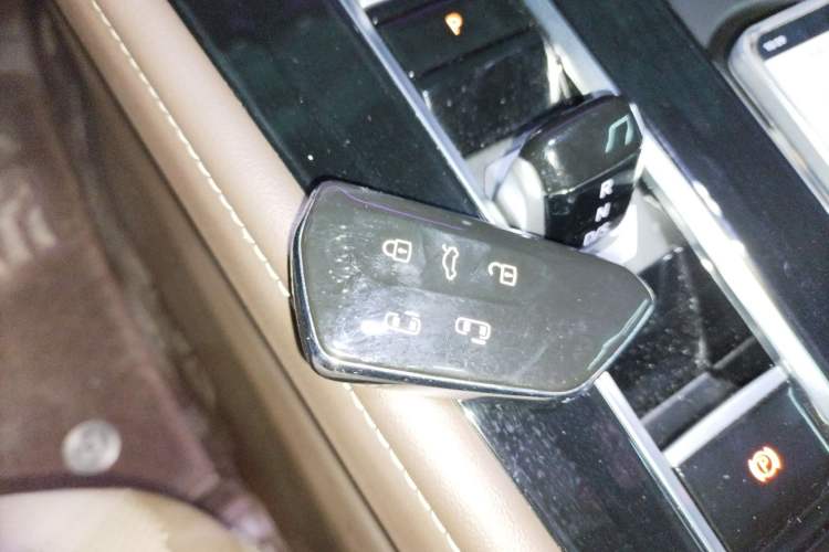 Used Volkswagen Viloran 2023 Revised 380TSI Prestige Edition