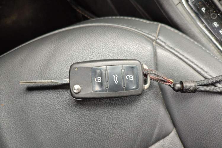 Used Volkswagen Polo 2014 1.6L Automatic Luxury Edition