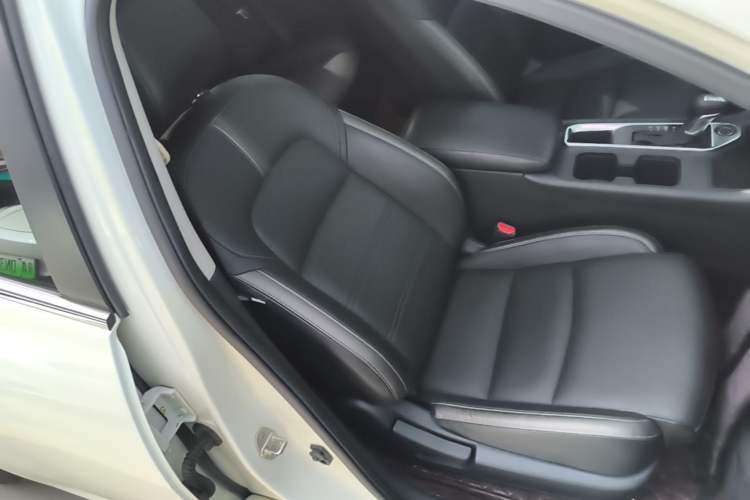 Used Nissan Sylphy 2020 1.6L XL CVT Smart Enjoyment Edition Right Front Seat