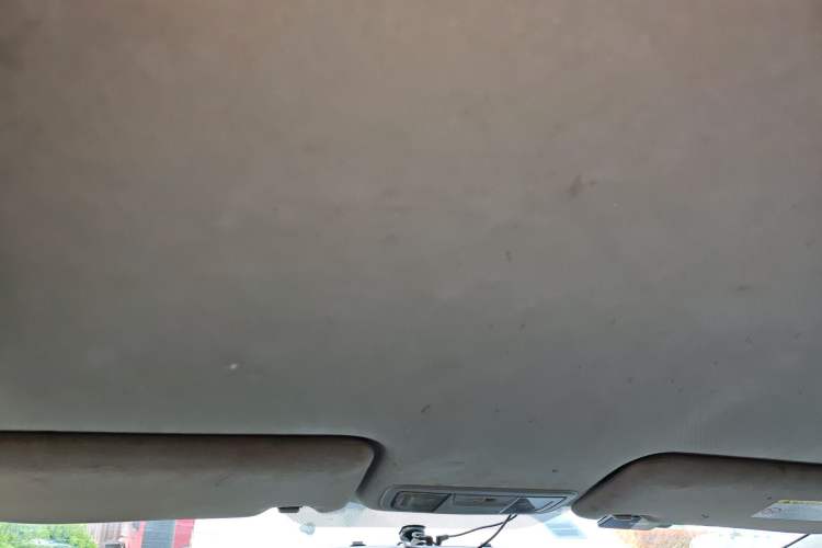 Used Honda Jade 2013 1.8L automatic Comfort version 5 seats