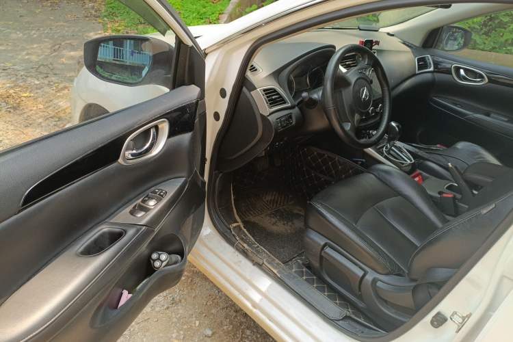 Used Nissan Sylphy 2019 1.6XV CVT Smart Connect Luxury Edition China VI Standard Driver Seat