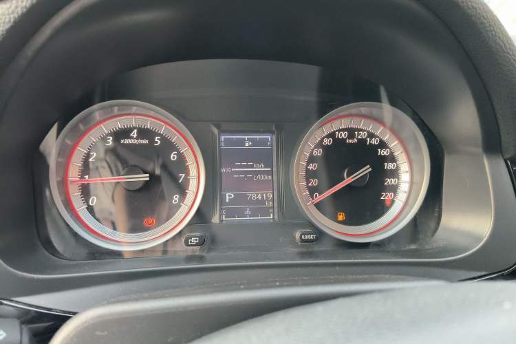 Used FORTHING Joyear X5 2017 Enjoy Series 1.6L CVT Luxury Model
