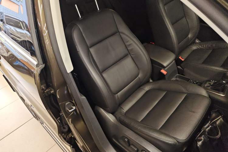 Used Volkswagen Tiguan 2015 1.8TSI Automatic Two-Wheel Drive Luxury Model