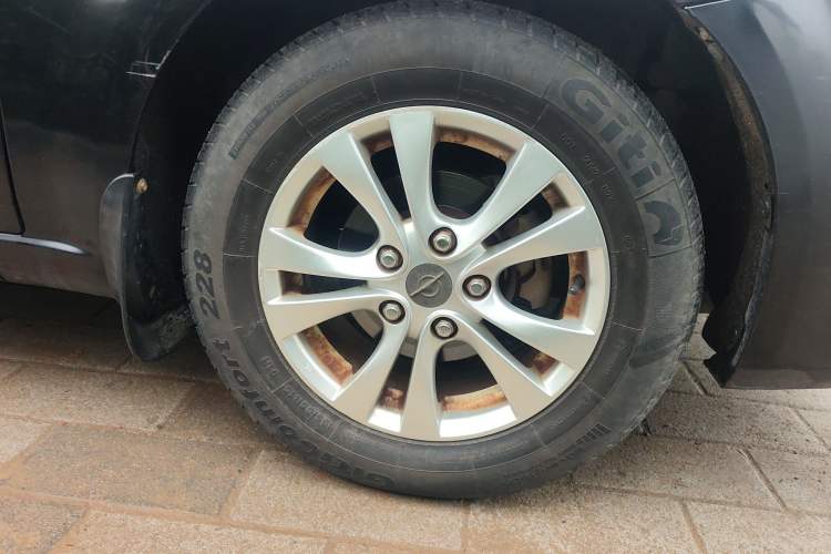 Used Haima Fumei 2012 Sedan 1.6L Manual Fashion Edition
