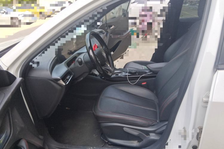 Used Buick Verano 2023 Pro GS Hunter Wind Edition Left Front Seat