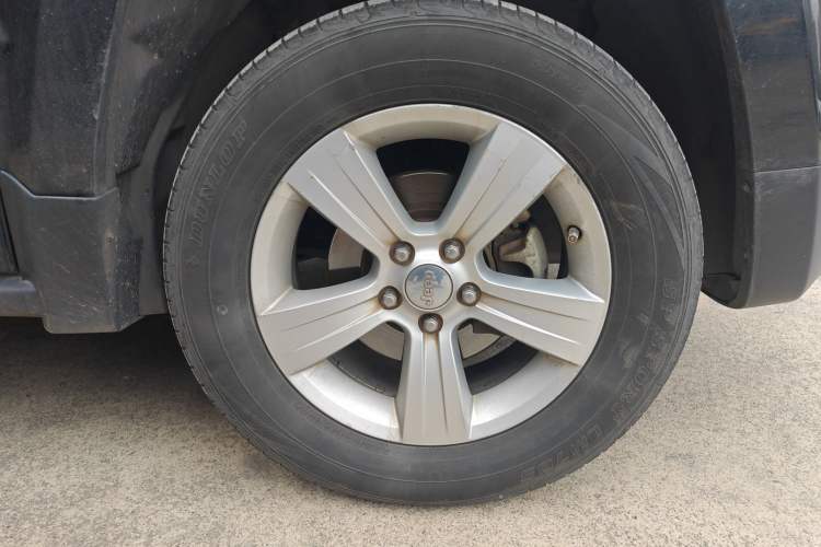 Used Jeep Patriot 2012 2.4 Sport Edition Right Front Wheel Hub