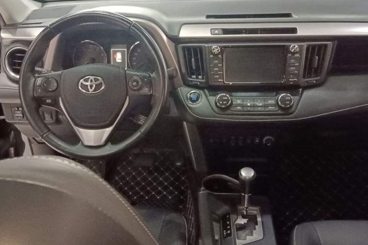 Used Toyota RAV4 2016 2.5L Automatic 4x4 Elite Edition