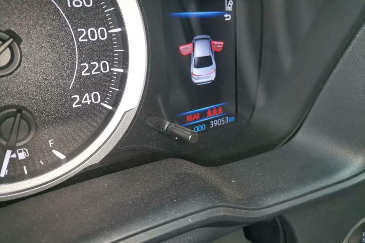 Used Toyota Levin 2021 TNGA 1.5L CVT Luxury Edition Odometer Close Up