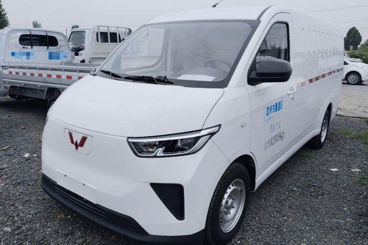 Used Wuling Yangguang 2024 300km Range Practical Window-Sealed Version 75kW