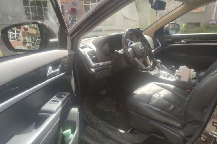 Used Dongfeng Aeolus AX7 2015 2.0L Automatic Zhiyi Trim