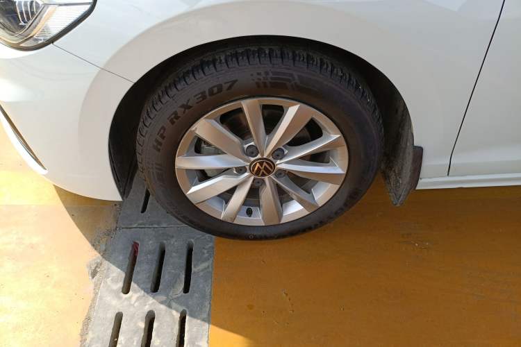 Used Volkswagen Bora 2021 1.5L Automatic Comfort Smart Connect Edition Exterior 2