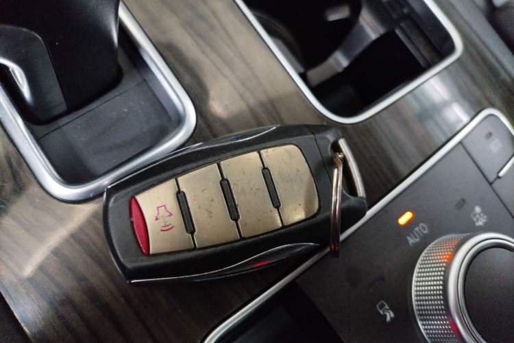 Used Haval H9 2017 2.0T Gasoline 4x4 Comfort Edition 5 Seats