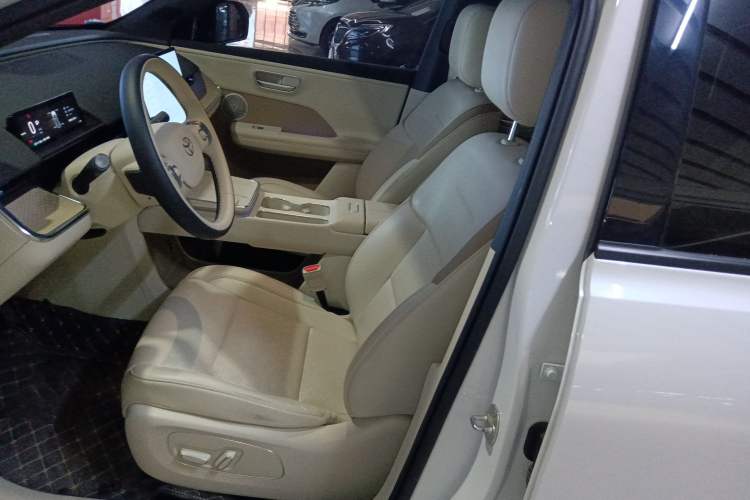 Used Toyota BZ 3X 2025 520 Pro+ LiDAR Edition Left Front Seat