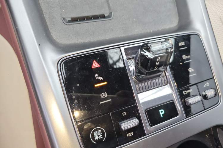 Used BYD Seal 07 DM-i 2025 DM-i 1.5L 125km Luxury Model Vehicle Key