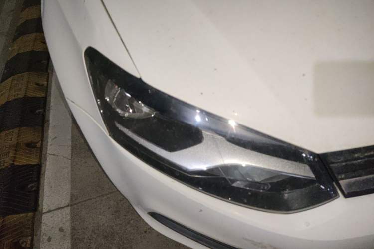 Used Volkswagen Polo 2014 1.4L Manual Fashion Edition
