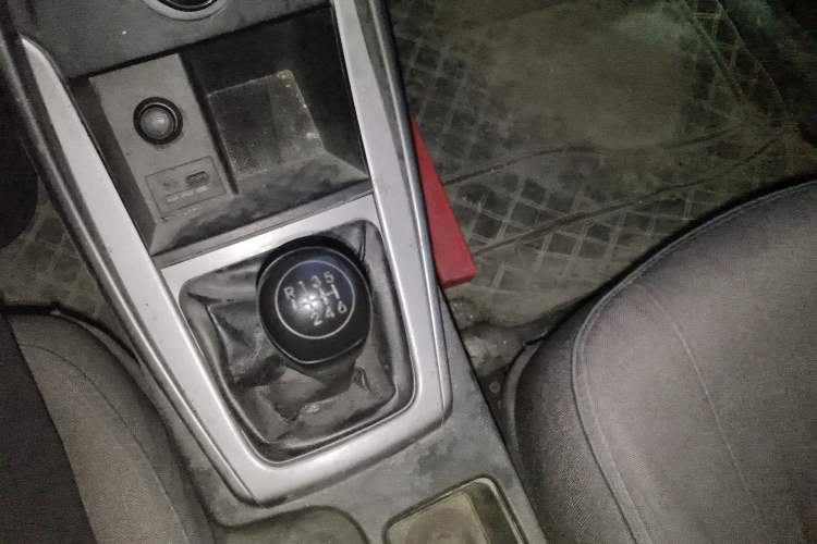 Used Hyundai Elantra (5th Generation / Langdong) 2012 1.6L Manual Fashion Edition
