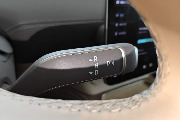 Used Nio ET9 2025 100kWh Signature Edition Gear Lever