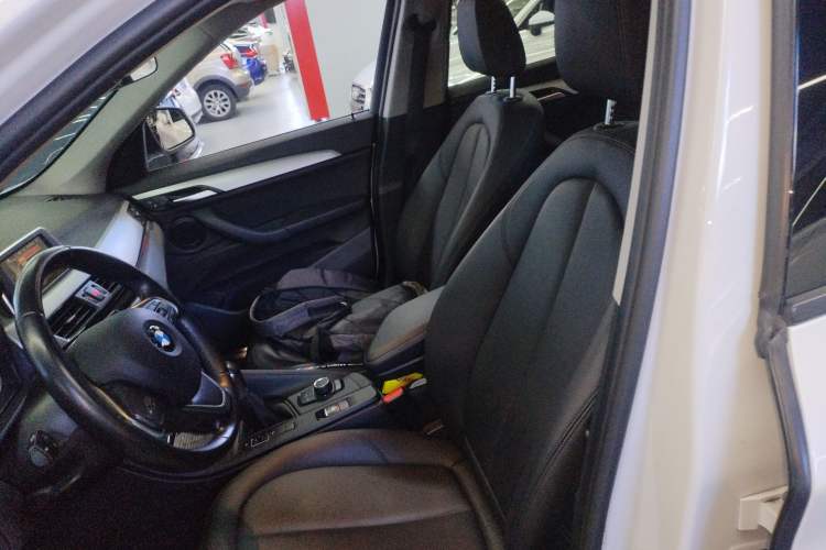 Used BMW X1 2016 sDrive18Li Premium Edition
