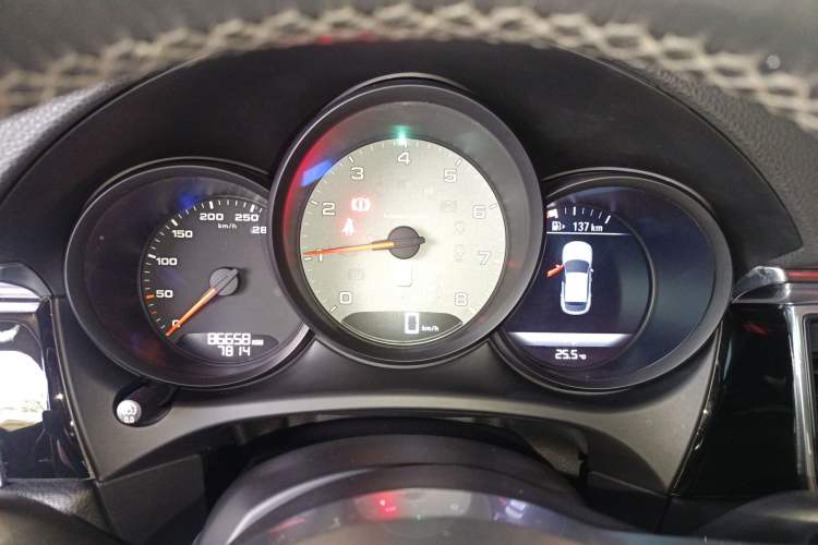 Used Porsche Macan 2017 Macan S 3.0T
