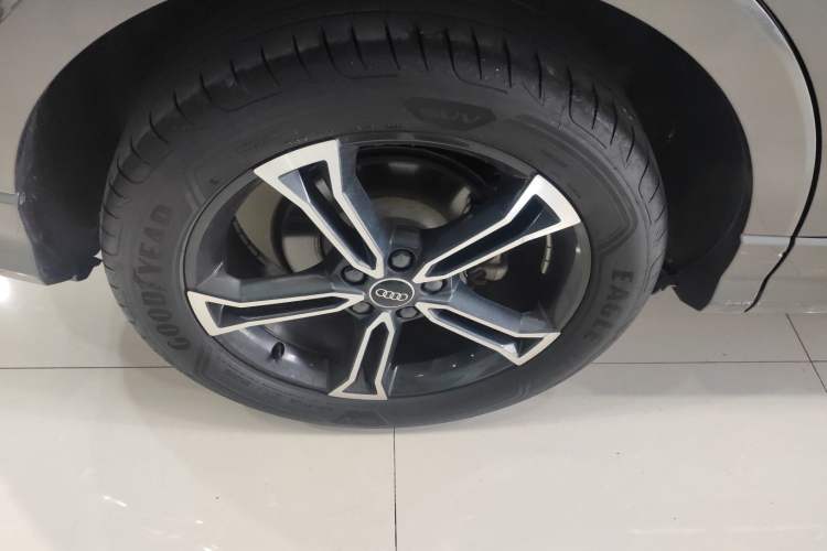 Used Audi Q3 2022 35 TFSI Fashion Dynamic Model
