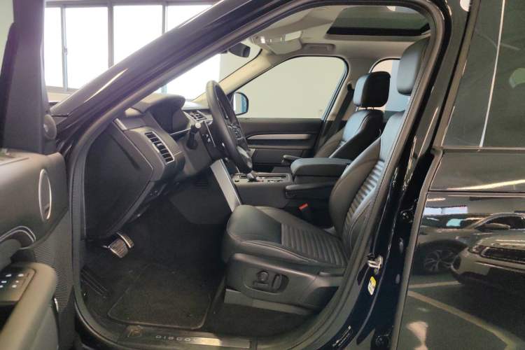 Used Land Rover Discovery 2024 360 PS Dynamic SE