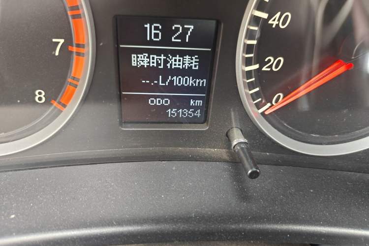 Used Haval H5 Classic 2013 ZhiZun Edition 2.0T Manual Two-Wheel Drive Elite Model