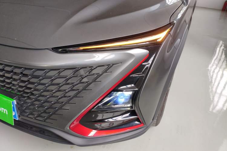 Used CHANGAN UNI-T 2020 1.5T Prestige Version Left Front Headlight