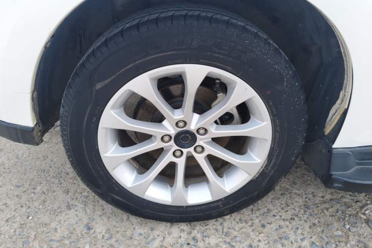 Used Haval H2 2017 Red-Label 1.5T Manual Two-Wheel Drive Luxury Model
