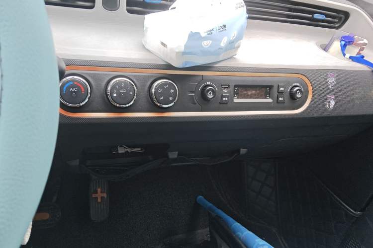 Used Wuling Hongguang MINIEV 2020 Freedom Version Lithium Iron Phosphate
