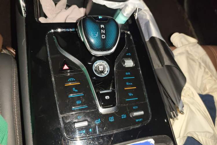 Used BYD Tang New Energy 2021 DM 2.0T Four-Wheel Drive High-Performance Flagship Model