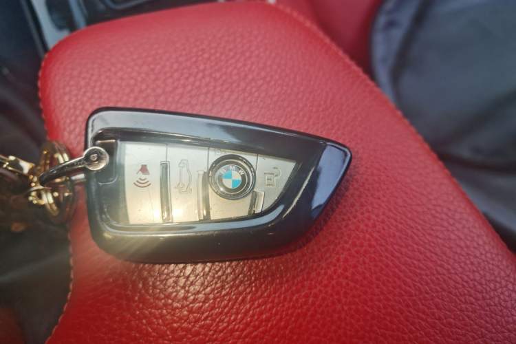 Used BMW 4 Series 2017 425i Convertible M Sport Package Vehicle Key