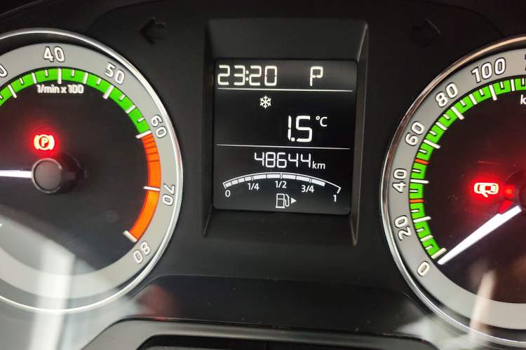 Used Skoda Rapid 2019 1.5L Automatic Comfort Edition China VI Standard