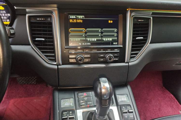 Used Porsche Macan 2016 Macan 2.0T Audio And AC Panel