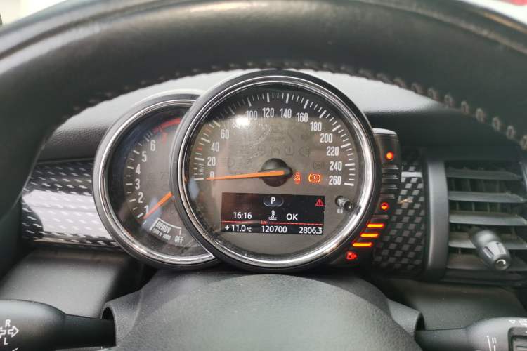 Used MINI MINI 2015 2.0T COOPER S Five-Door Edition