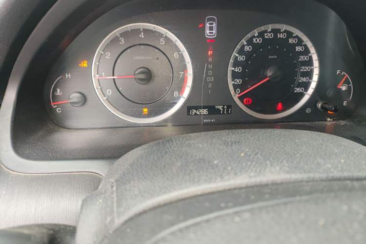 Used Honda Accord 2011 2.4L EX Odometer Close Up