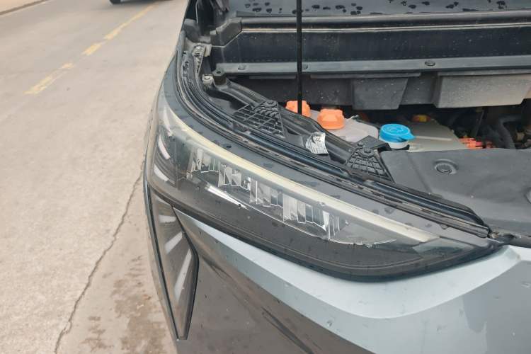 Used AION Y 2022 70 Intelligent Edition Lithium Iron Phosphate Right Front Headlight