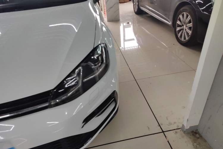 Used Volkswagen Golf 2020 Charming Edition 280TSI DSG R-Line