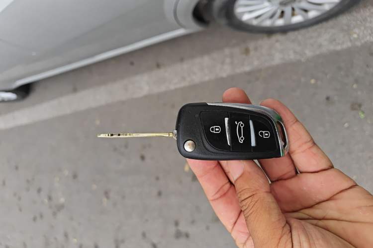 Used Buick Excelle 2015 1.5L Manual Classic Trim
